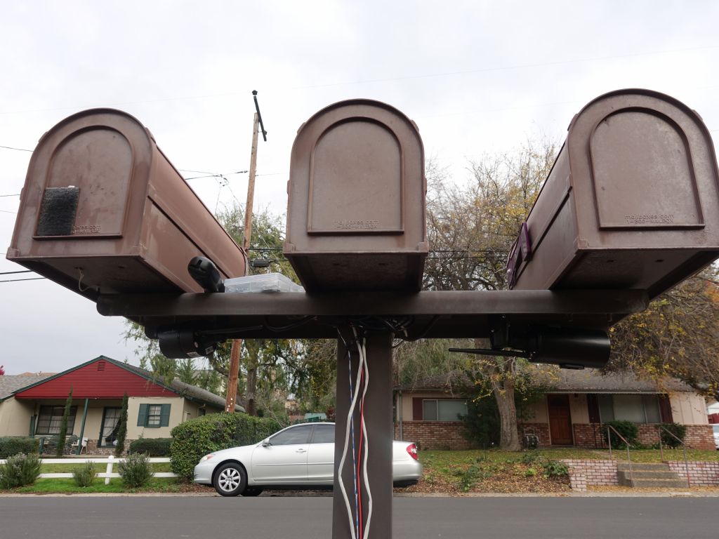 this should take care of any mailbox thieves :)