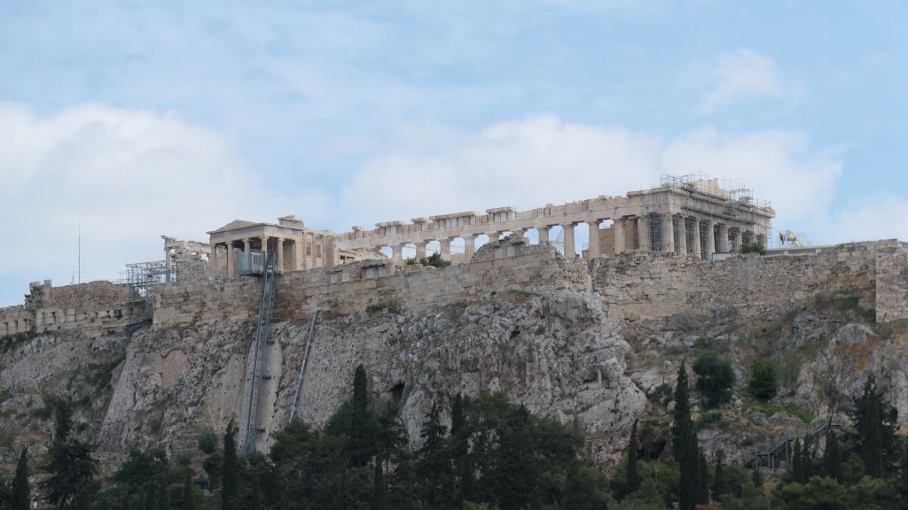 parthenon doesn't look nealy as good