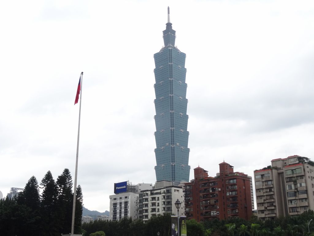 good shot from taipei 101 from there: