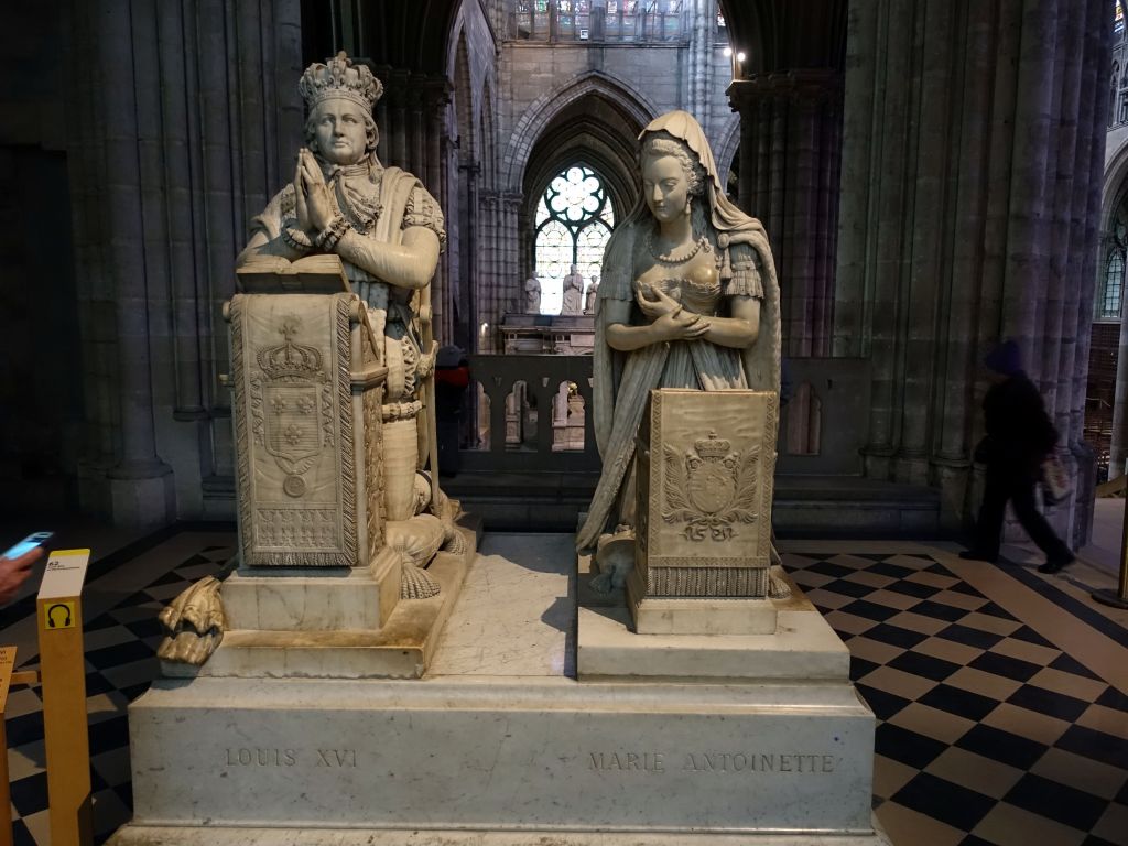 the last french king and his wife, who both got beheaded for their troubles :)
