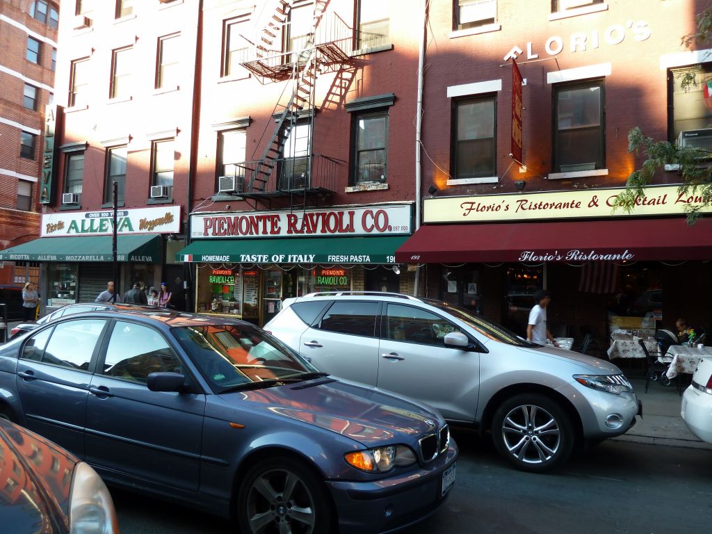 Little Italy is still there next to Chinatown