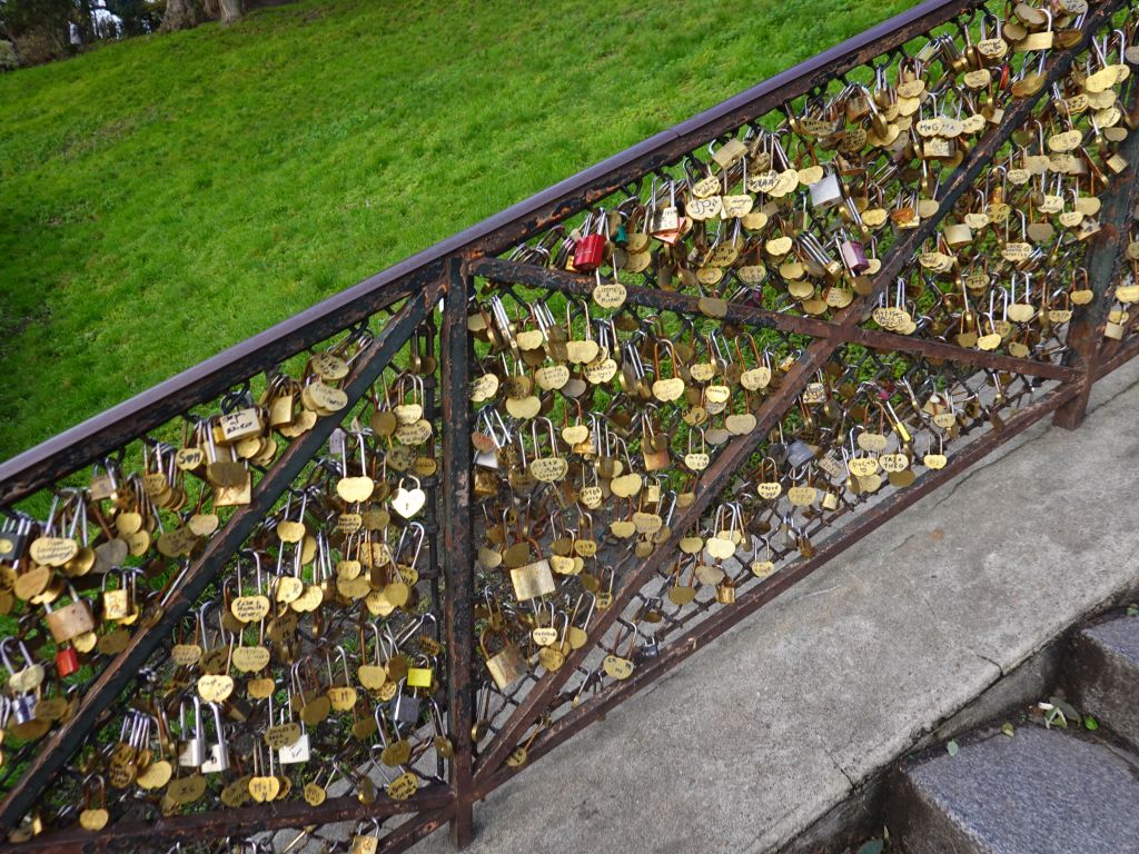 all the locks removed around the seine river are now ending up here?