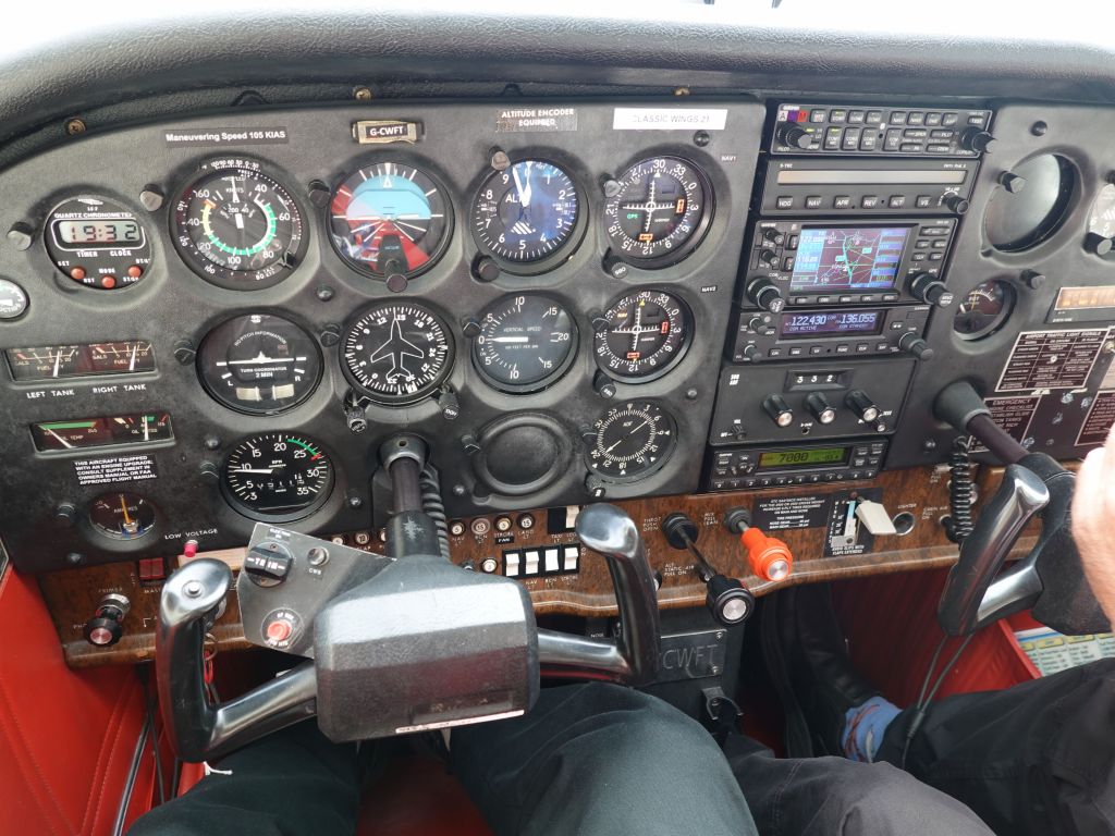 at least it had a garmin 430, but no autopilot legal to use in the UK