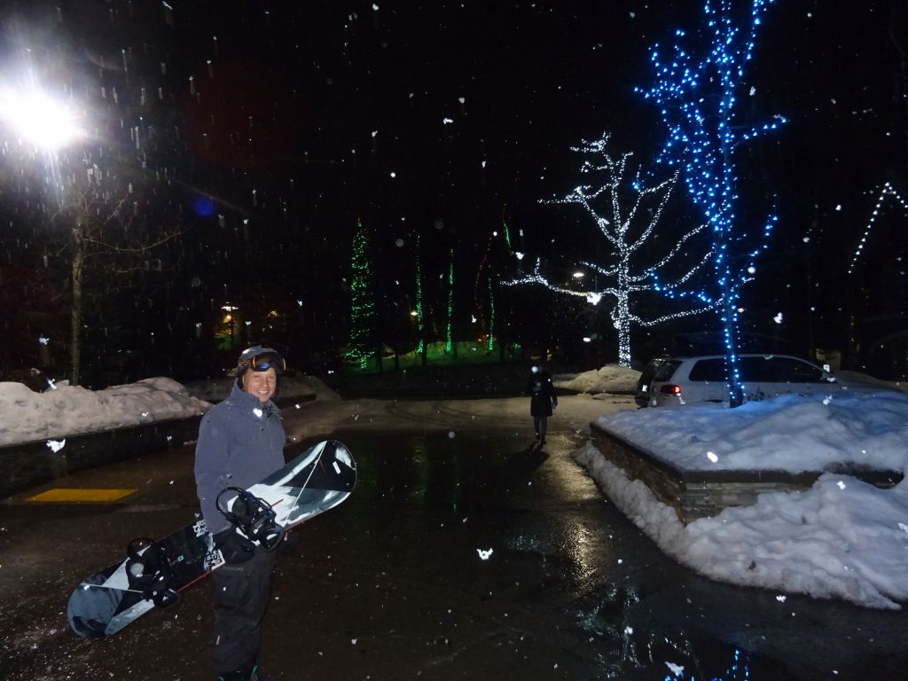literally looks like we're going snowboarding in the middle of the night ;)