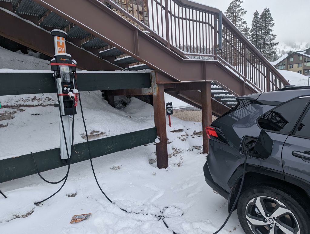 one thing that sucks about kirkwood is that they are now down to one charger left (from 10)
