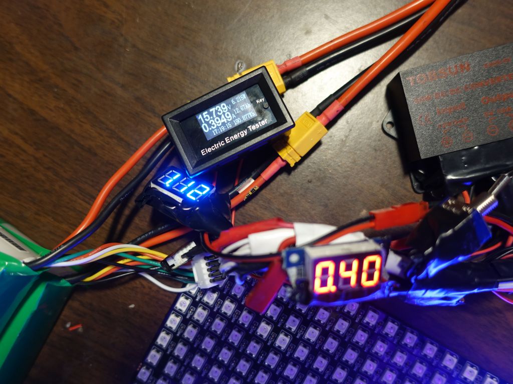 the fancy energy meter keeps track of how much time I used and how many Ah came out of the batteries. Useful to know how much time I have left. The blue meter is amps at 5V (after the power converter) and the red one amps at 16V (straight from the battery)
