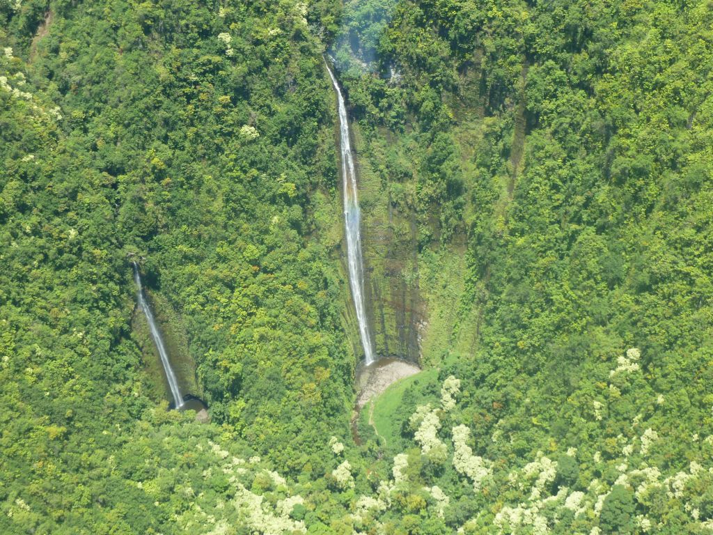 The big waterfall is the end of Pipiwai trail