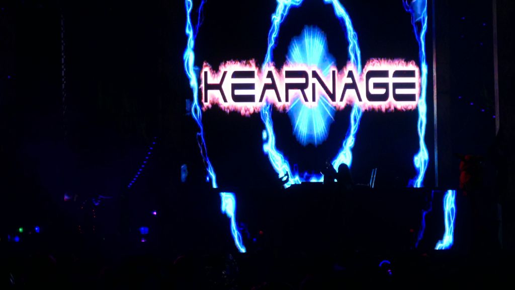 Bryan Kearny closed the trance stage