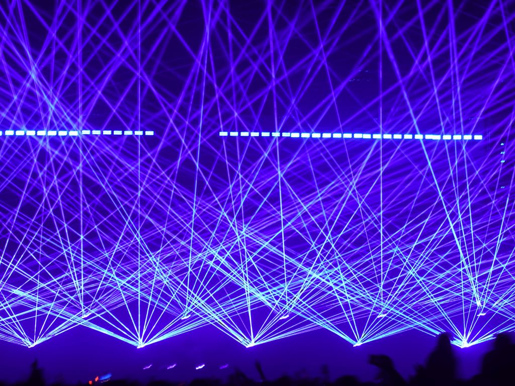 I went to check out some other stage, which had advanced technology: lasers!