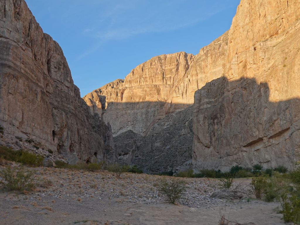 we walked into Boquillas Canyon, carved by the rio grande when it had more flow
