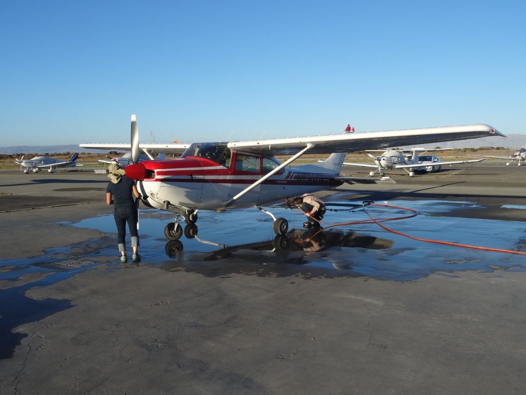 We did a good cleanup of the plane after landing, and it was good as new :)