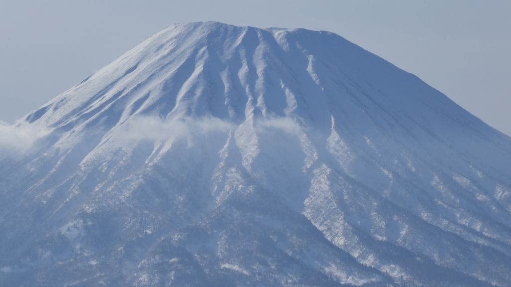 nearby Mt Yotei volcano
