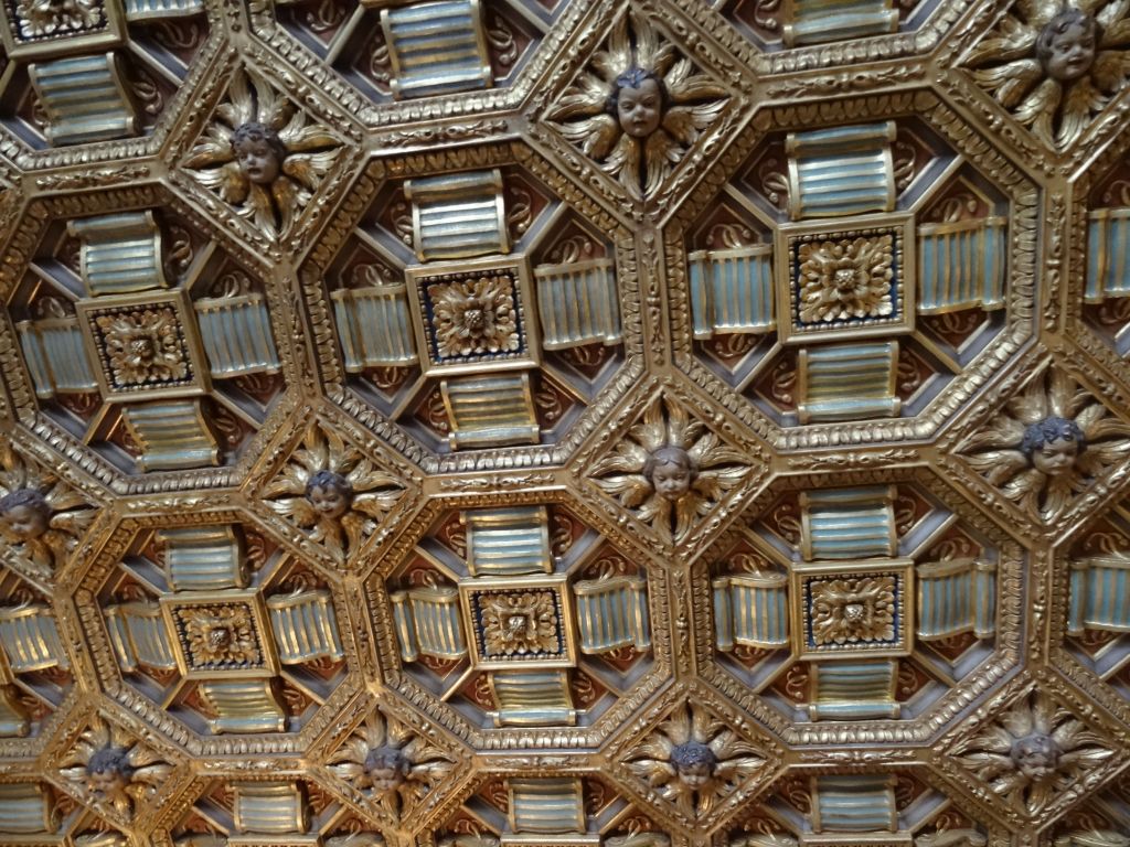 Hearst got a lot of fancy ceilings for his many rooms