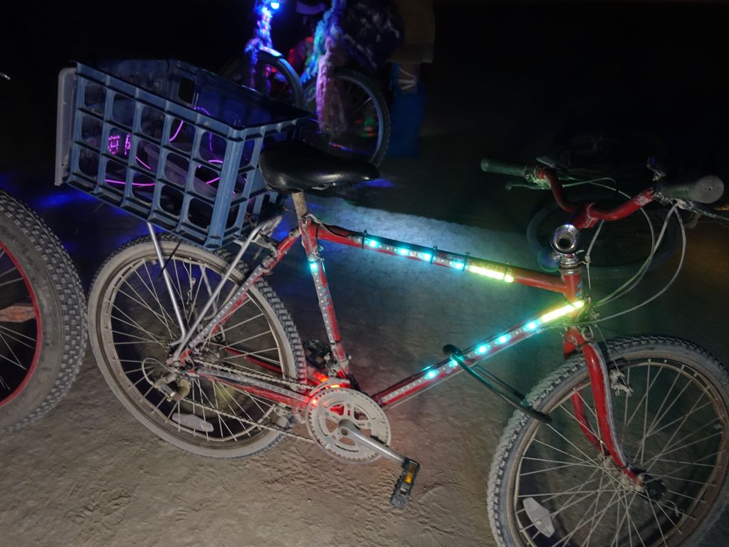 nice to see neopixels on a bike