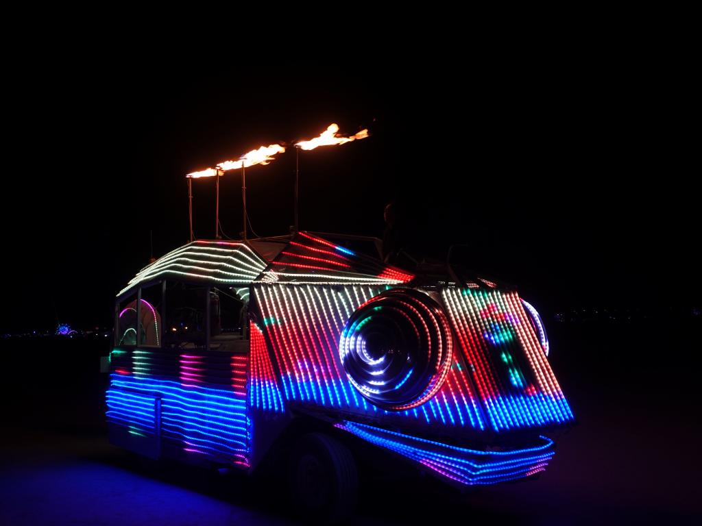 6226 - ArtCars Night