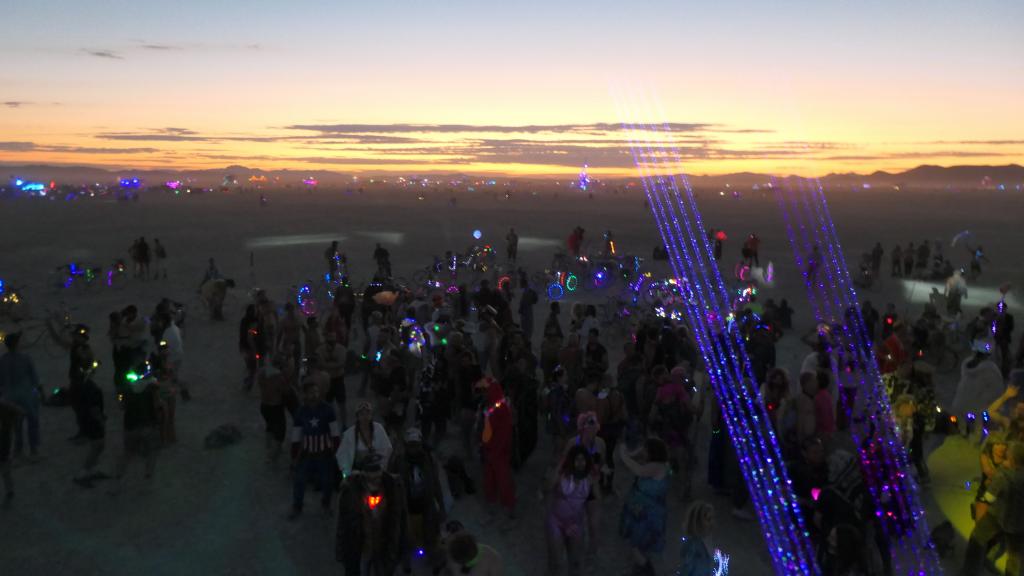 515 - 20220903 Burning Man Paavo Above n Beyond Discow Sunrise