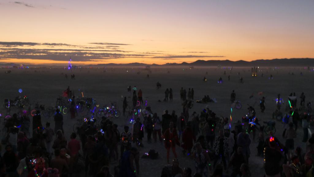 518 - 20220903 Burning Man Paavo Above n Beyond Discow Sunrise