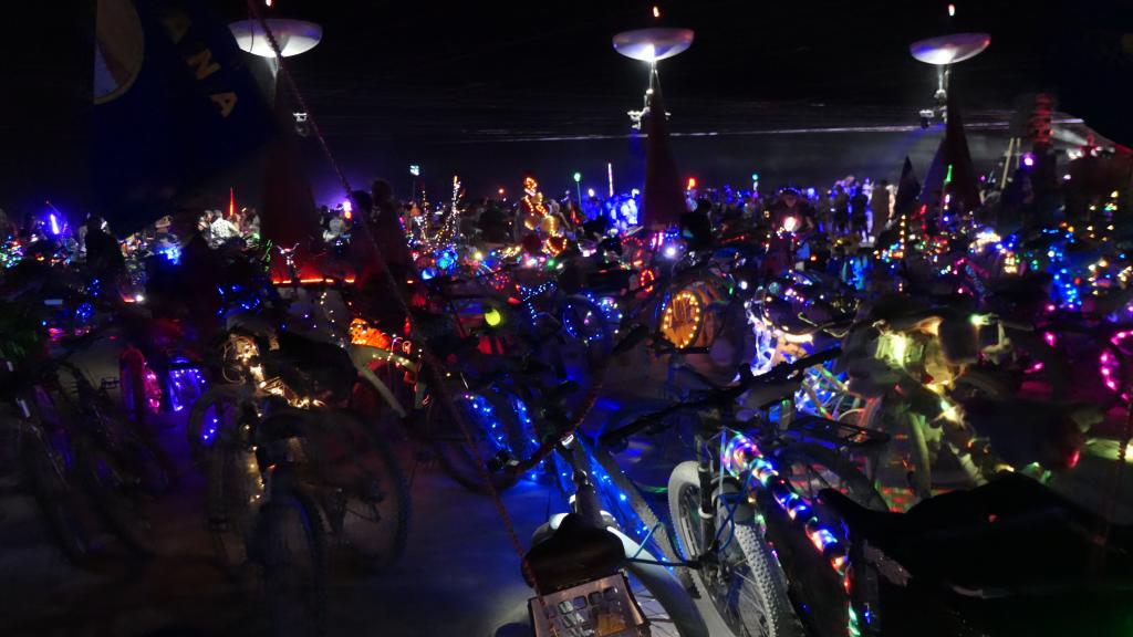 8924 - Bikes Night