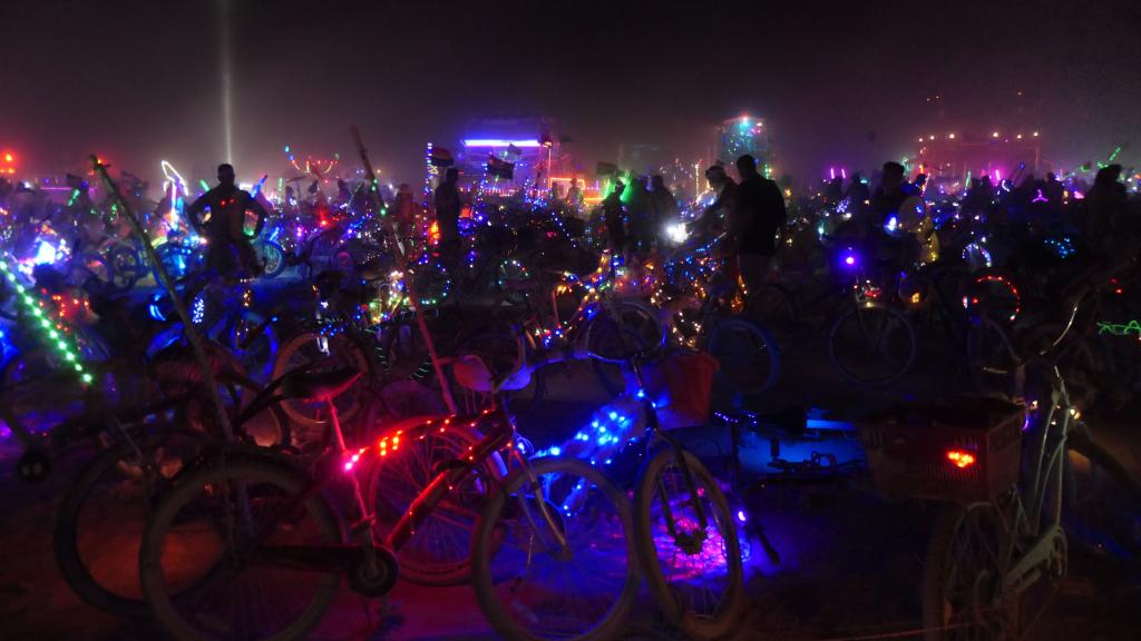 8935 - Bikes Night