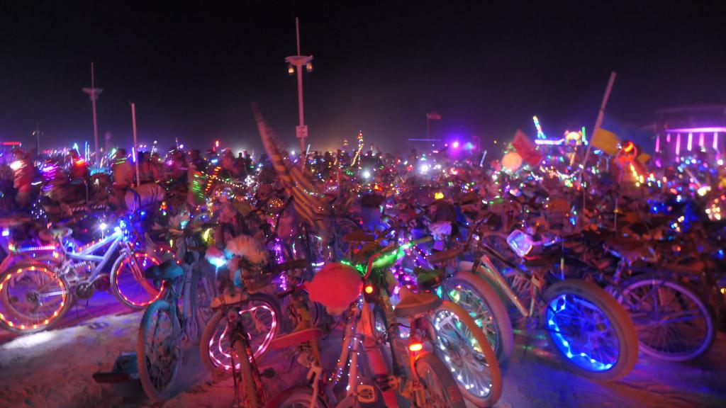 8940 - Bikes Night